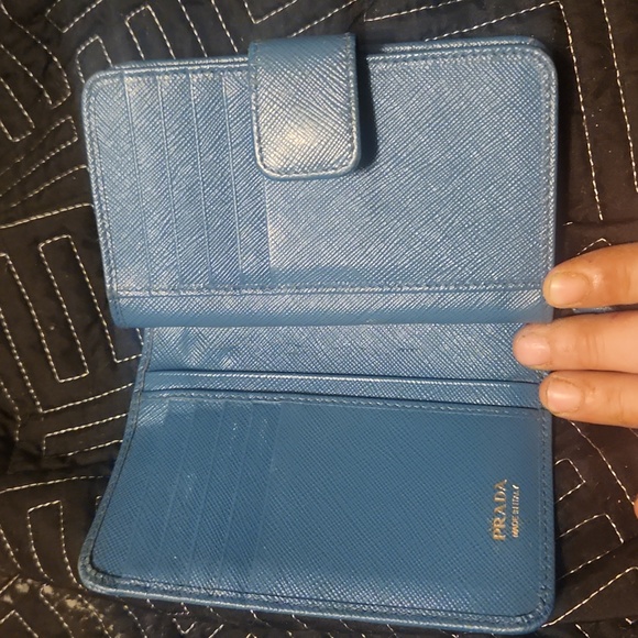 PRADA SAFFIANO WALLET - Picture 9 of 9